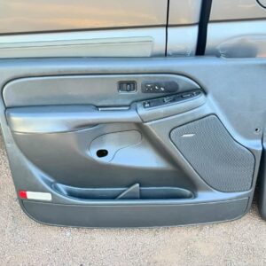 03/07 single cab door panels Silverado / sierra