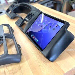 2000–2005 Ford Excursion 13-Inch iPad Pro Dash Mod