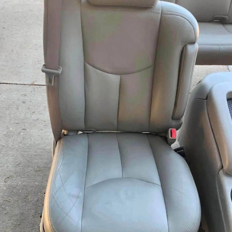 2004 Chevy Silverado Seats