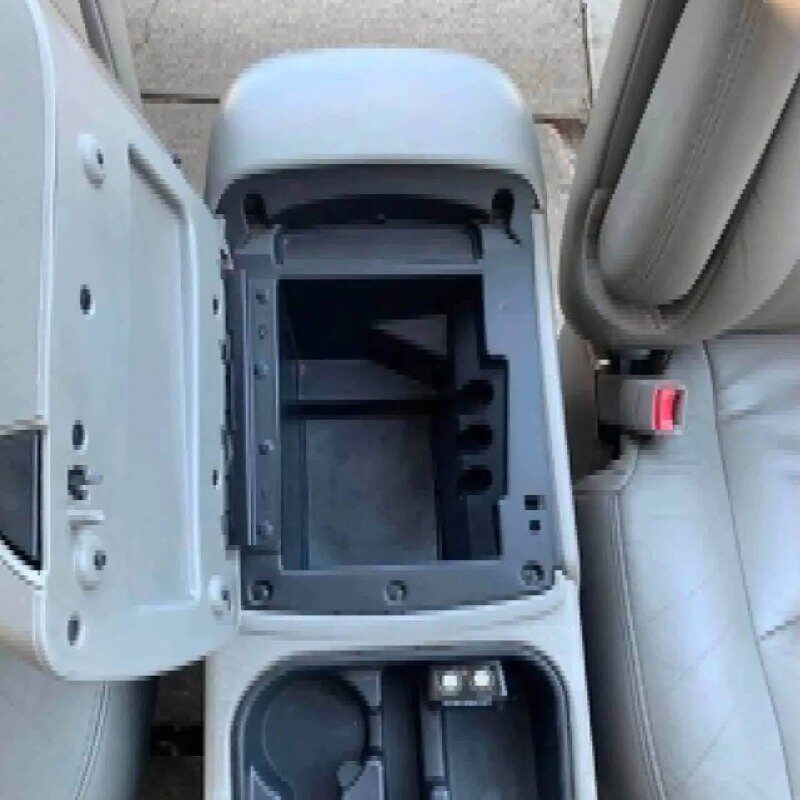 2004 Chevy Silverado Seats - Image 3