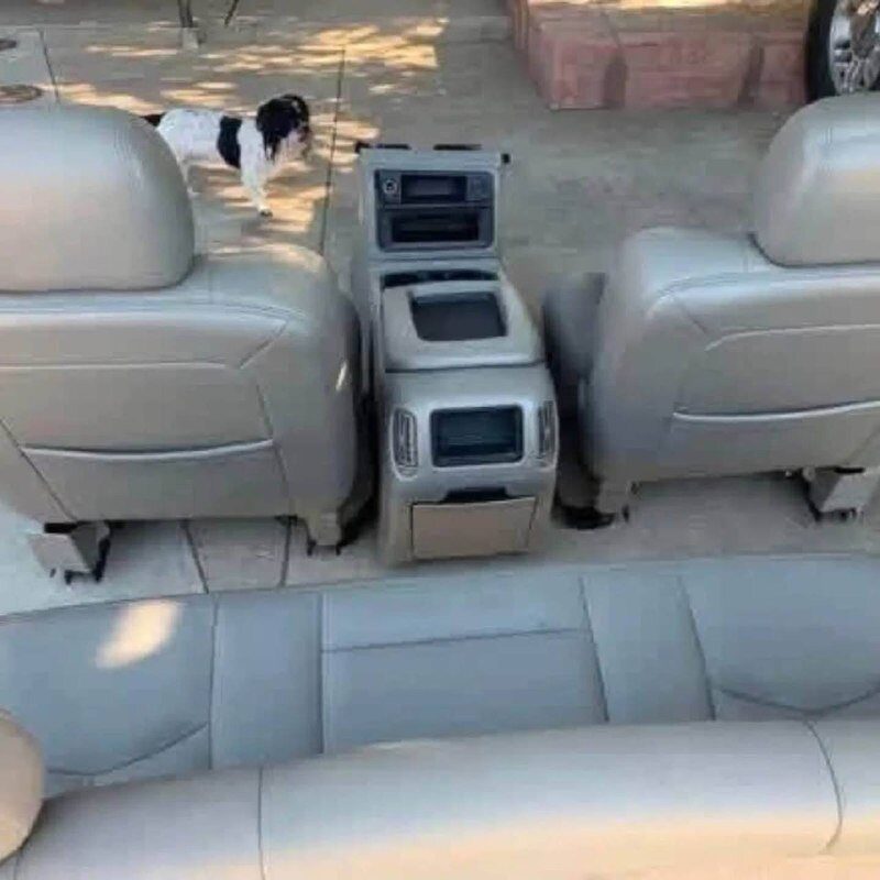 2004 Chevy Silverado Seats - Image 6