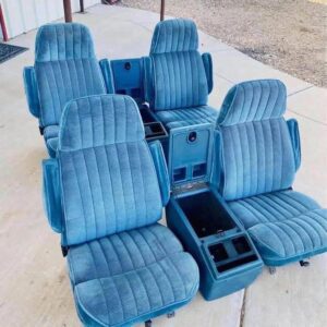 1982–1991 Chevy Suburban Seats and Console